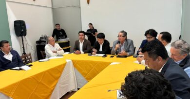 De cara a las mega obras del corredor Interoceánico del Istmo de Tehuantepec, que habrán de ponerse en marcha próximamente, empresarios de Oaxaca y China estrecharon lazos de cooperación y negocios.