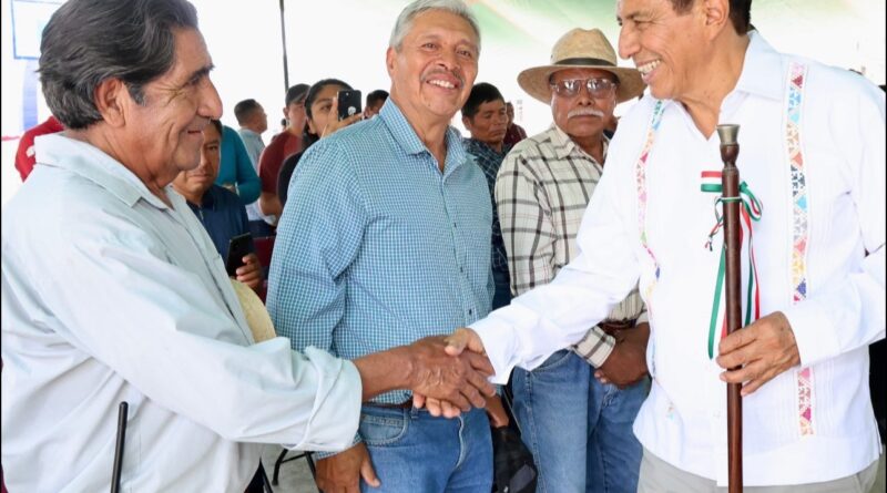 Caminos, educación y bienestar anuncia Salomón Jara para San Francisco Cajonos