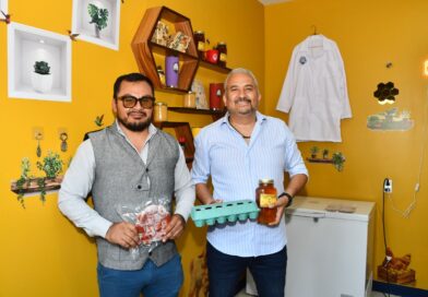 Inaugura Veterinaria de la UABJO tienda Nuu Yuku de productos alimentarios